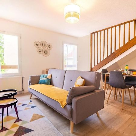 Duplex Lafargue Game Room Baby Foot Salle De Sport Jeux De Societe Лимож Экстерьер фото